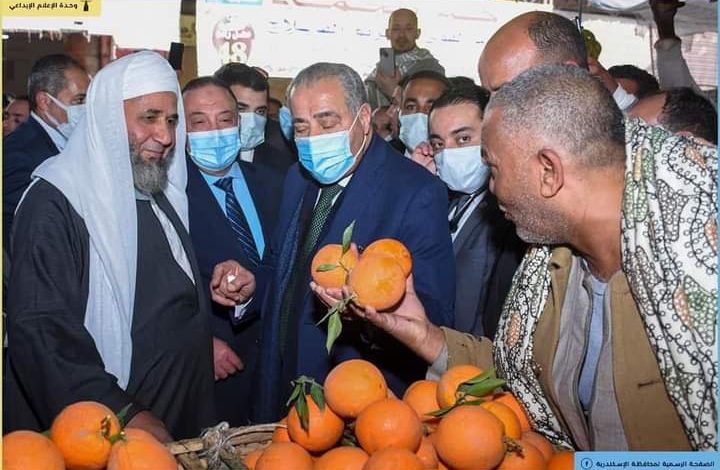 بحضور وزير التموين تشغيل سوق العامرية بالطاقة الشمسية 4 FB IMG 1644688226549