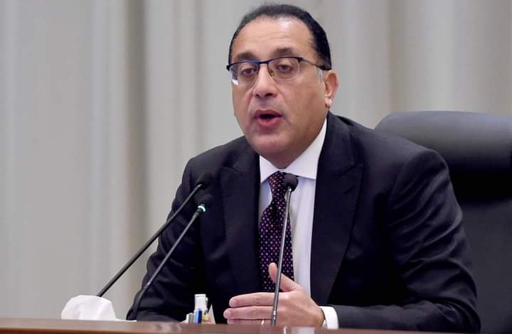 رئيس الوزراء: حققنا في الربع الأول من العام المالى الحالي 9.8% وفي الربع الثاني 8.3% 4 FB IMG 1645025977674