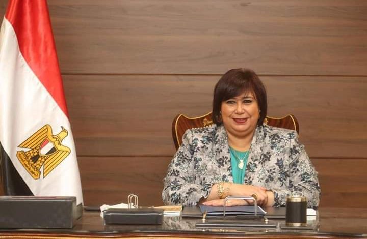 حضره ١٥ ألف مشاهد في ١٣ موقع الاثنين ختام مهرجان اسوان الدولى للثقافة والفنون 3 FB IMG 1645275388765