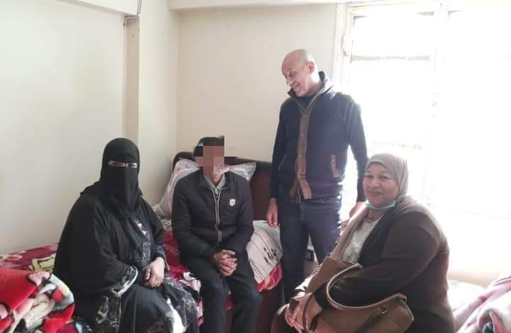 التدخل السريع المركزي بوزارة التضامن الاجتماعي ينقذ ٤ مواطنين بلا مأوى 4 FB IMG 1647276478833