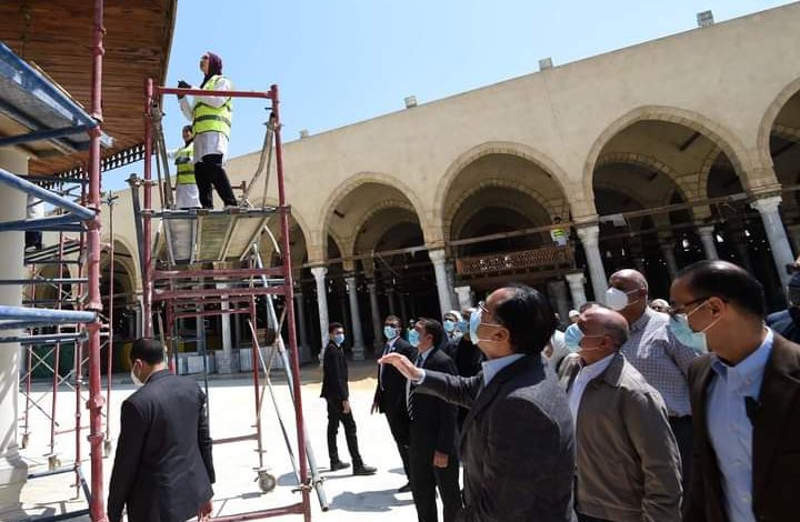 رئيس الوزراء يتفقد أعمال ترميم مسجد عمرو بن العاص 4 FB IMG 1648303095919