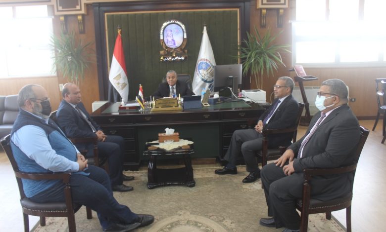 محاضرات تحفيزية بجنوب الوادى لاكتشاف المبتكرين 2 IMG 20220306 WA0144