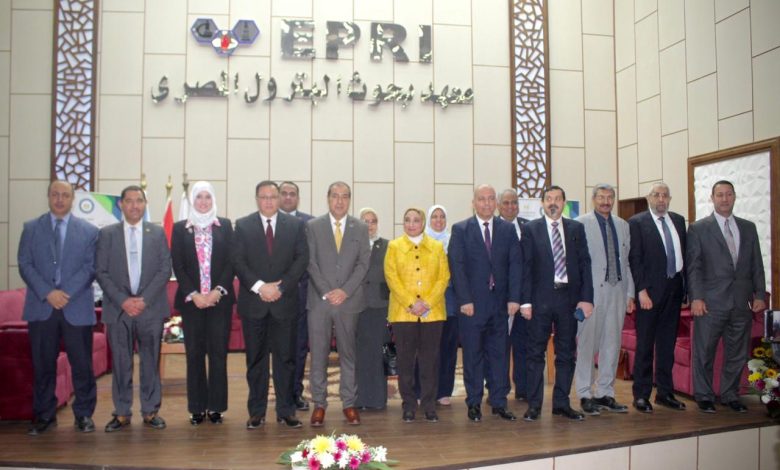 برعاية وزيري البترول والتعليم العالي تنظيم ورشة عمل مشتركة بين "بحوث البترول" و"مدينة الأبحاث العلمية 1 IMG 20220311 WA02061