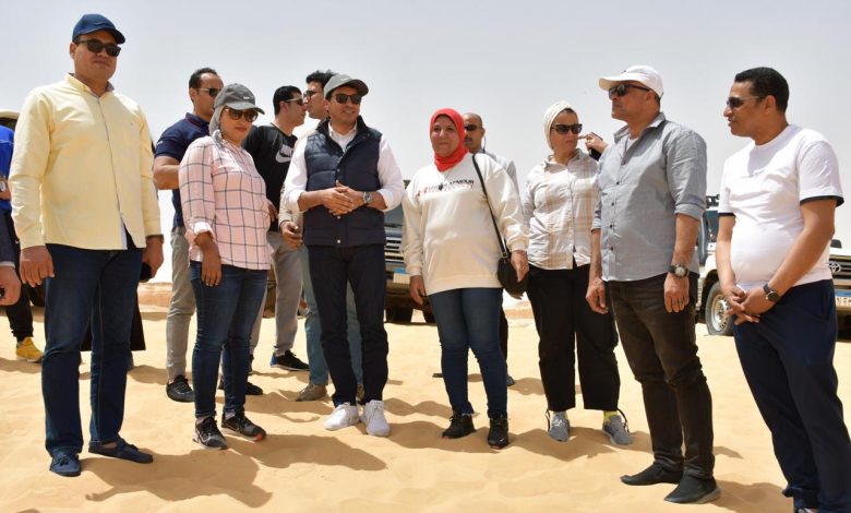 وزير الشباب والرياضة يتفقد المنشات بالواحات البحرية 1 IMG 20220416 WA0083