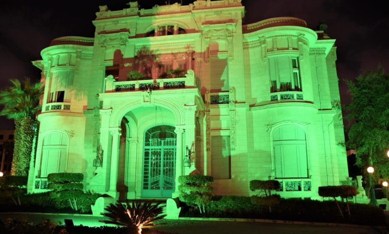 جامعة عين شمس تضاء باللون الأخضر وتزرع الأشجار احتفالاً باليوم العالمي للأرض 1 IMG 20220421 WA0120