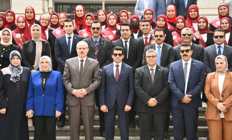 وزير الشباب والرياضة فى حوار مفتوح مع شباب جامعة قناة السويس 4 IMG 20220425 WA0106