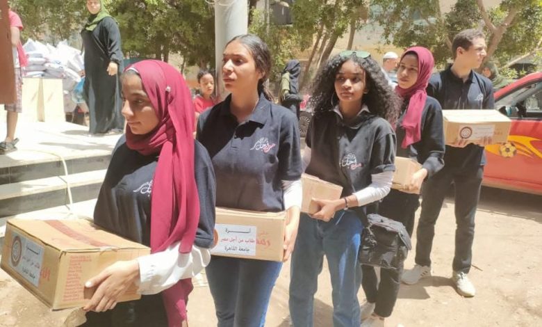 كرتونة غذائية وزعها طلاب من أجل مصر بجامعة القاهرة بقريتي العزيزية ومنشية دهشور احتفالًا بليلة القدر 5 IMG 20220428 WA0092 1