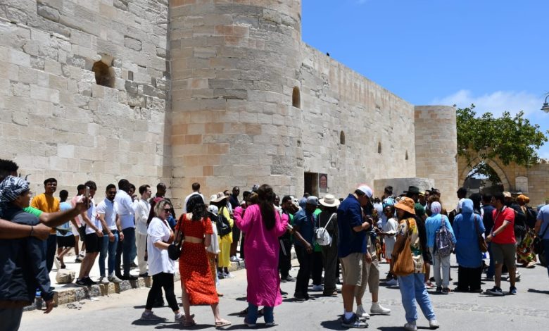 بالصور ..وفود منحة ناصر للقيادة الدولية في جولة سياحية بقلعة قايتباي ومكتبة الإسكندرية 5 IMG 20220612 WA0132 1