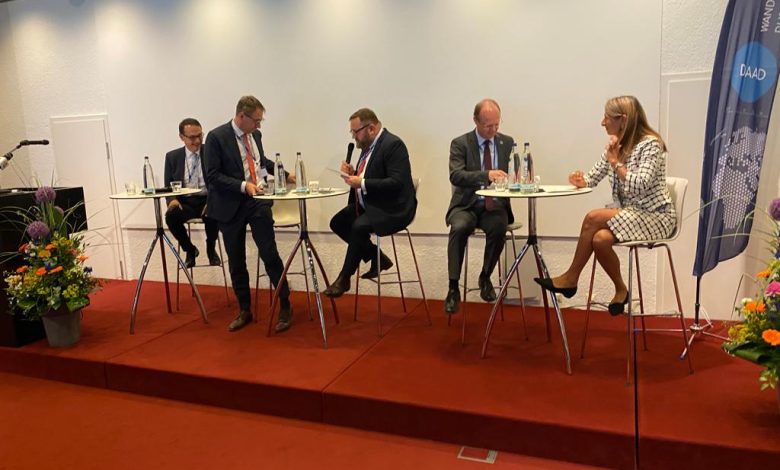 اتفاقيات جديدة للتعليم العالى والبحث العلمى بين مصر والمانيا خلال الفترة القادمة 5 IMG 20220616 WA0011