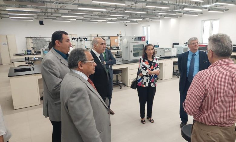 السفير الفرنسى بالقاهرة يشيد بالجامعة اليابانية 3 IMG 20220619 WA0079