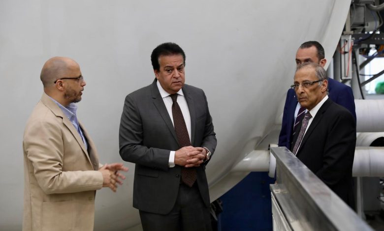 وزير التعليم العالى يتفقد مقر وكالة الفضاء المصرية 1 IMG 20220625 WA0028