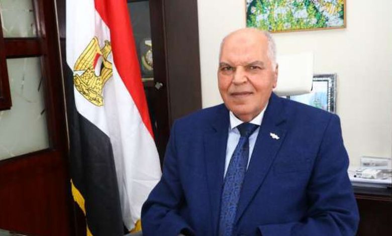 نقيب المعلمين يرحب بانعقاد مجلس أمناء الحوار الوطنى 1 44545