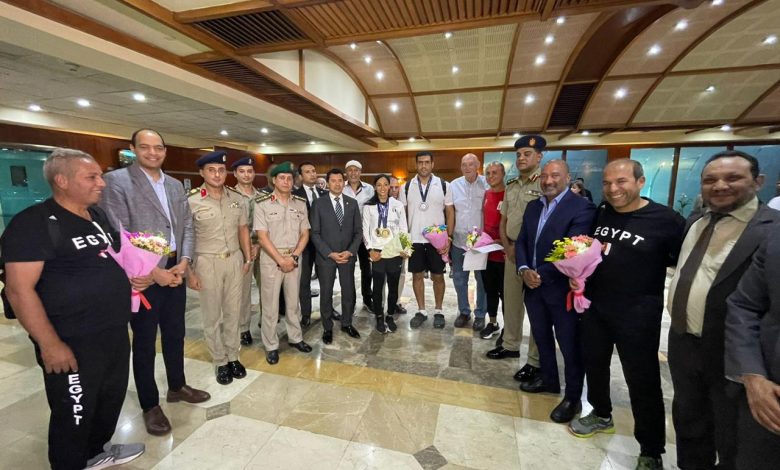 صبحى يستقبل بسنت حميدة وايهاب عبد الرحمن بعد عودتهم من دورة العاب البحر المتوسط 4 IMG 20220704 WA0085