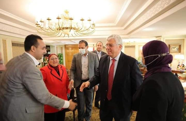 وزير التعليم العالى عقب توليه الوزارة : سوف اعمل على استكمال منظومة الجامعات الاهلية 4 FB IMG 1660575851148