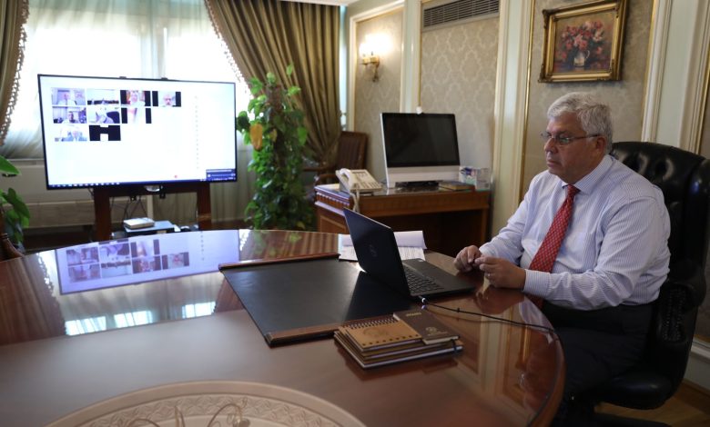 عاشور يرأس اجتماع مجلس إدارة معهد تيودور بلهارس للأبحاث 3 IMG 20220828 WA0104