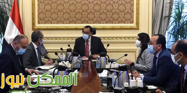 رئيس الوزراء يُتابع مع وزير الاتصالات الموقف التنفيذي لعدد من مشروعات الوزارة 1 FB IMG 1662307126461