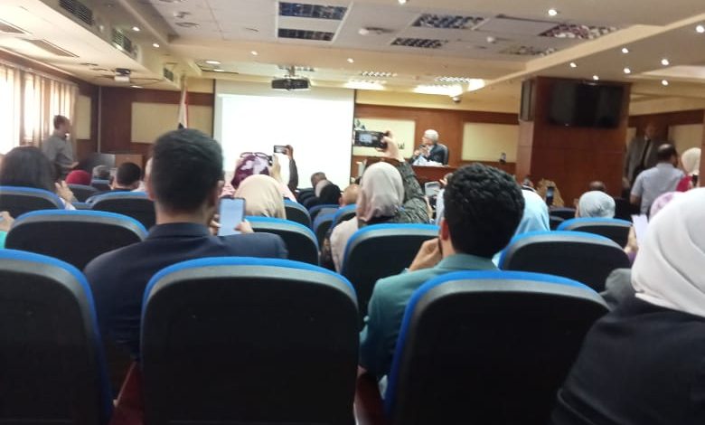 وزير التعليم العالي يؤكد على ضروره التحول الرقمى والتعليم الالكترونى لتحقيق مفهوم الجامعات الذكيه.. 1 IMG 20220903 WA0076