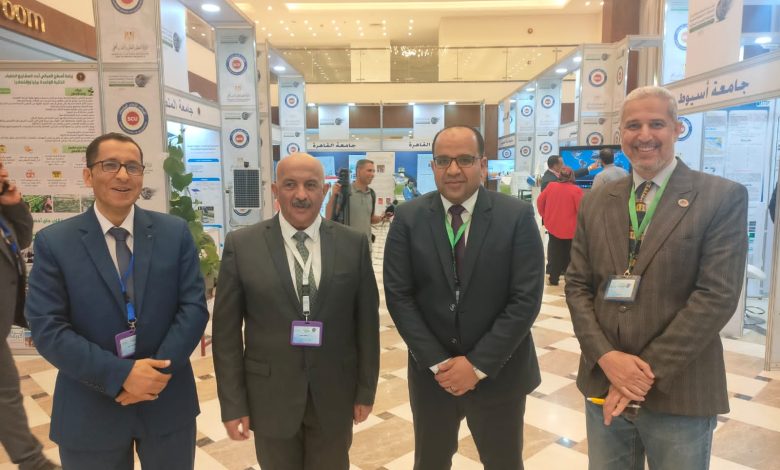 جامعة الزقازيق تشارك بمنتدى الجامعات الحكومية لمواجهة التغيرات المناخية 3 IMG 20220923 WA0027