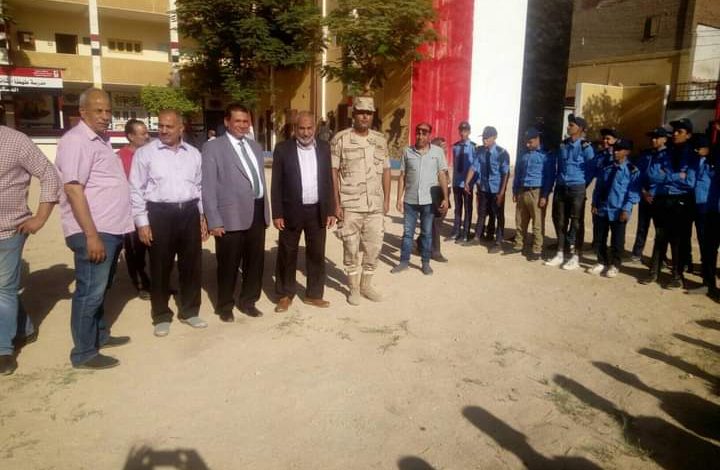 مدير الإدارة التعليمية بطهطا يتابع سير العملية التعليمية 4 FB IMG 1664729187006