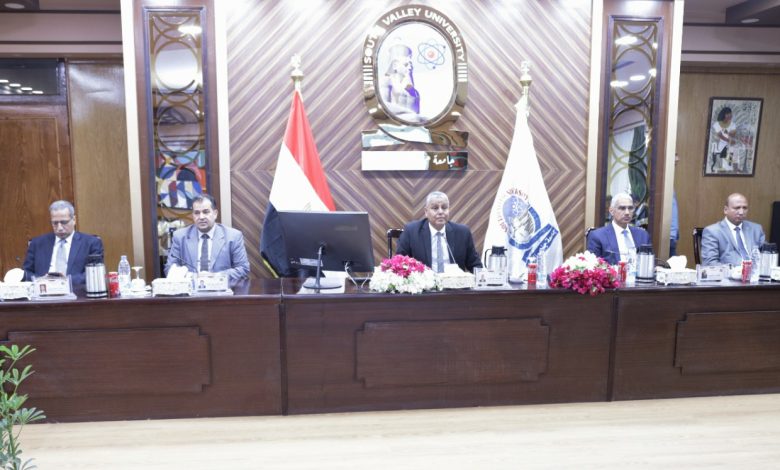 بروتوكول تعاون بين جامعة جنوب الوادي وأكاديمية ناصر العسكرية للدراسات العليا 2 IMG 20221101 WA0063