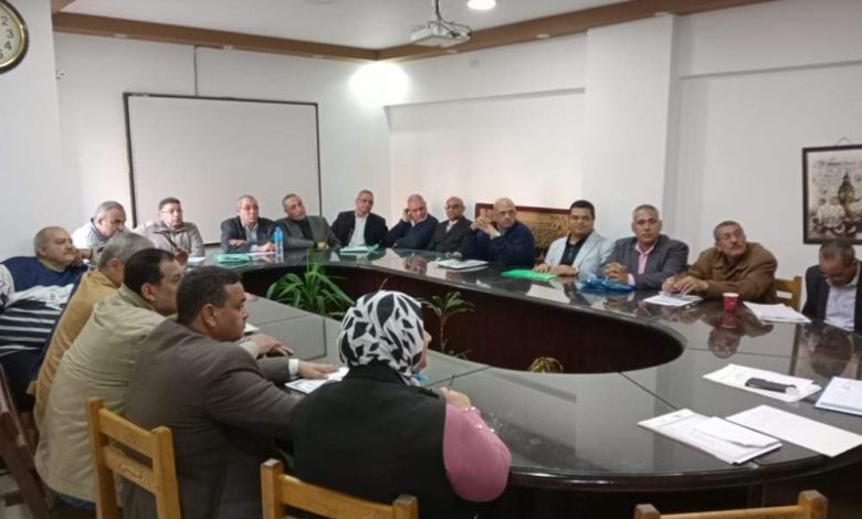 سلومة" يلتقى موجهى عموم المواد الأساسية ورؤساء الكنترولات . 3 IMG 20221219 WA0085