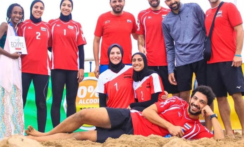 وزير الرياضة يهنىء منتخب كرة الطائرة الشاطئية بالفوز بميداليات بطولة المنطقة الخامسة ببروندى 2 IMG 20221224 WA0205