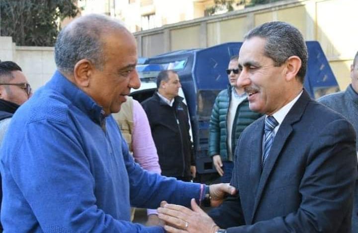 وزير قطاع الأعمال العام يستهل زيارته لشركة غزل المحلة بلقاء محافظ الغربية 1 FB IMG 1673703689536