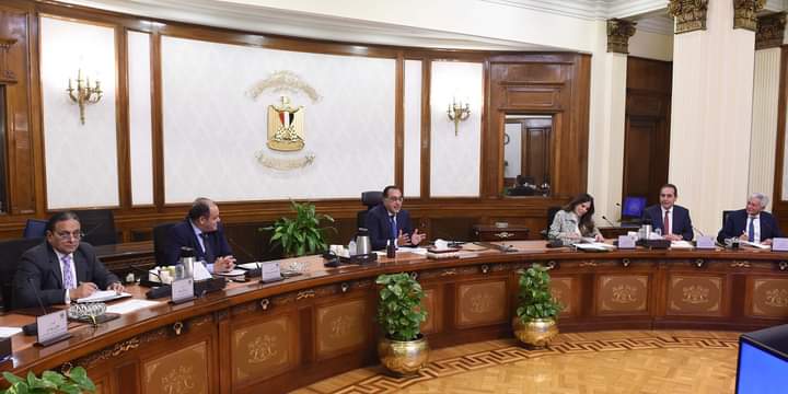 رئيس الوزراء يتابع جهود إعداد استراتيجية تنمية الصناعة 1 FB IMG 1674678453465