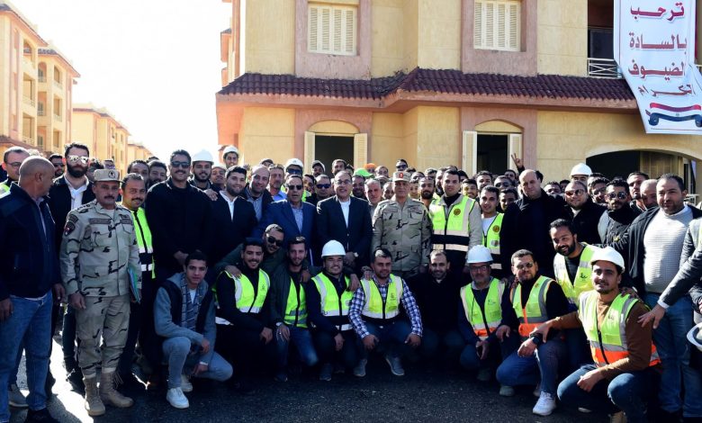 رئيس الوزراء يتفقد سير العملية التعليمية بجامعة العريش 1 IMG 20230114 WA0102