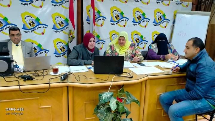 مدير تعليم الفيوم تتابع سير امتحانات الشهادة الإعدادية 1 IMG 20230118 WA0057