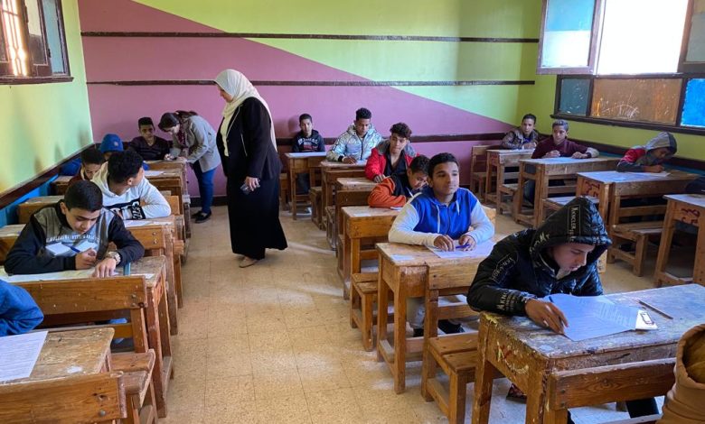 جولة تفقدية لوكيلة الفيوم لامتحانات الإعدادية 3 IMG 20230121 WA0084