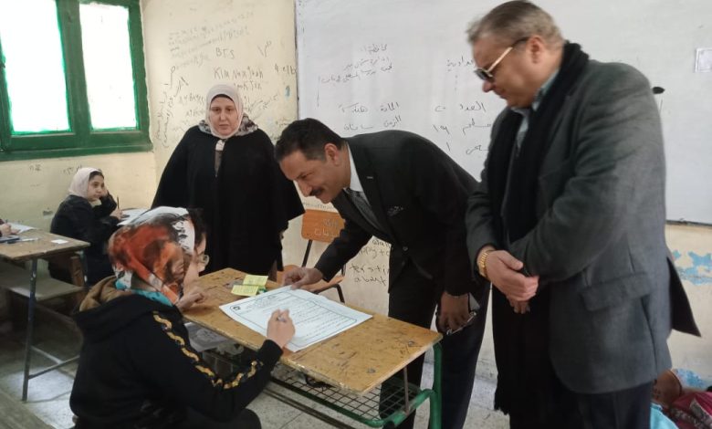 وكيل تعليم الجيزة يتفقد لجان الإعدادية بشمال الجيزة 1 IMG 20230125 WA0014