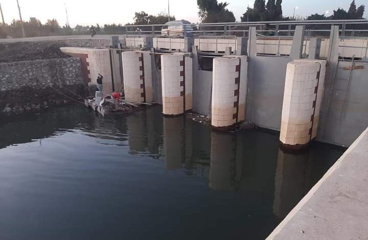 نهو أعمال تدعيم قنطرة وهويس كفر ربيع على ترعة الباجورية بمحافظة المنوفية 5 FB IMG 1676201654542