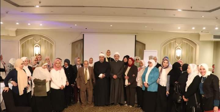 صيام شهر رمضان للمرضى المصابين بالأمراض المزمنة» عنوان اليوم العلمى لطب بنات الازهر 5 FB IMG 1679900482544