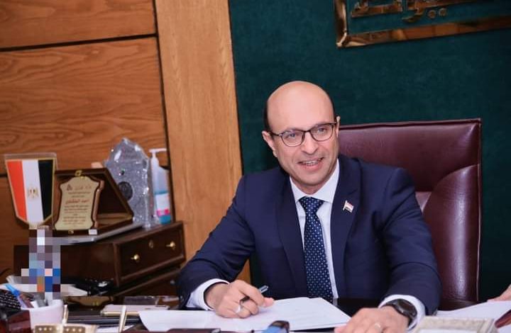 د محمود عبد العليم قائماً بأعمال نائبا لرئيس جامعة اسيوط لشئون خدمة المجتمع وتنمية البيئة 3 FB IMG 1679958967021