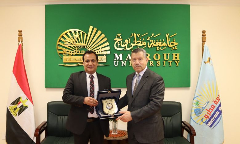 «حاضنات الفائقين» تكرم طلاب جامعة مطروح من ذوي القدرات والمتميزين 3 IMG 20230313 WA0232 1