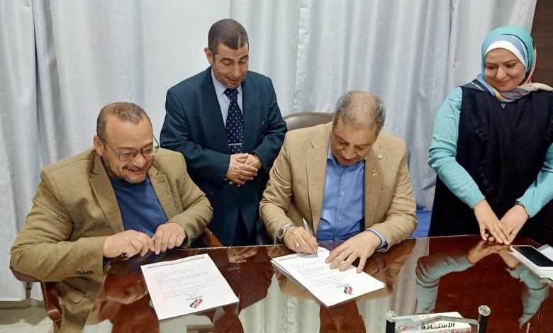 أمين عام حزب مصر الحديثة بالشرقية يوقع بروتوكول تعاون مع مركز علاج الأورام بفاقوس 1 IMG 20230319 WA0163 1