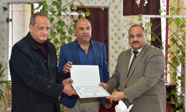 تعليم بور سعيد يكرم المدارس الفائزة بالمراكز الأولى في مسابقة المديرية لأوائل الطلبة للشهادة الإعدادية 5 IMG 20230321 WA0167 1