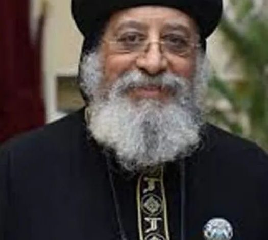 البابا تواضروس يترأس صلوات الجمعة العظيمة من الكاتدرائية المرقسية بالعباسية 1 FB IMG 1681498309354