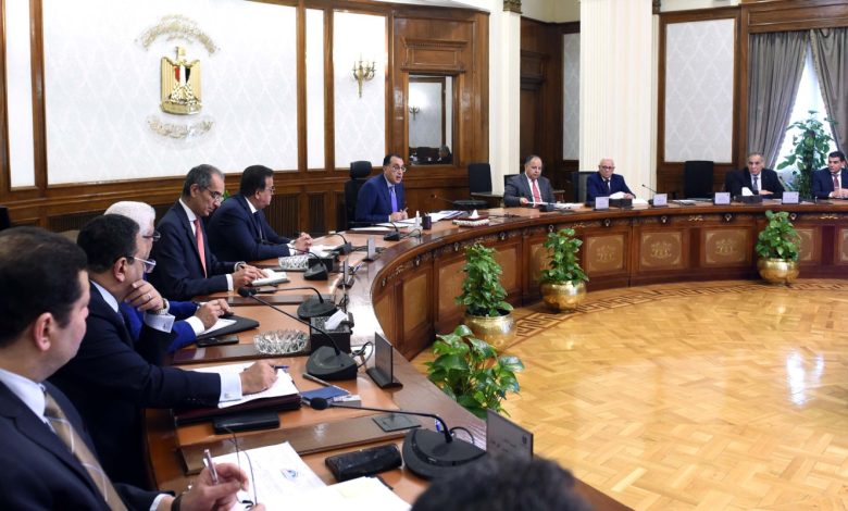 رئيس الوزراء يتابع الموقف التنفيذي لتطبيق منظومة التأمين الصحي الشامل 1 IMG 20230406 WA0142