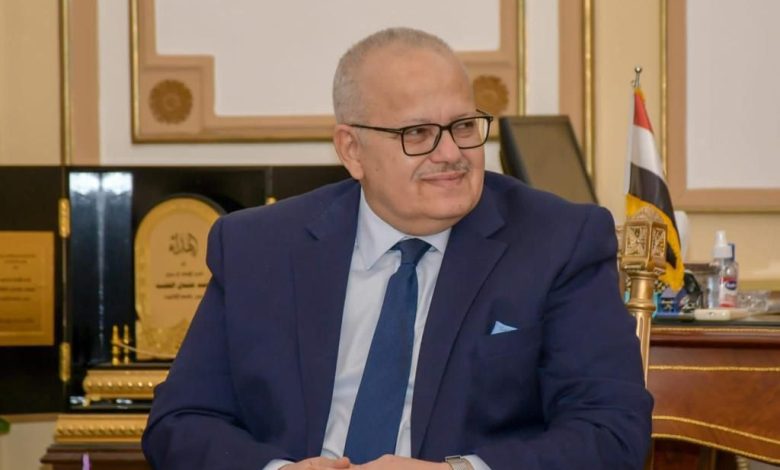 رئيس جامعة القاهرة يهنئ البابا تواضروس الثاني والأخوة الأقباط بعيد القيامة المجيد 1 IMG 20230414 WA0064