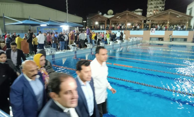 وزير الشباب والرياضة يتفقد مركز التنمية الشبابية باستاد المنصورة ويضع حجر أساس صالة الألعاب الإلكترونية بنادي جزيرة الورد 7 IMG 20230420 WA0122