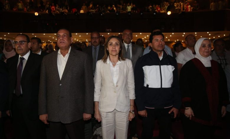 احتفالا بأعياد التحرير وزير الشباب يشهد أوبريت "أفراح سيناء و العريش" بقصر ثقافة العريش 7 IMG 20230427 WA0011