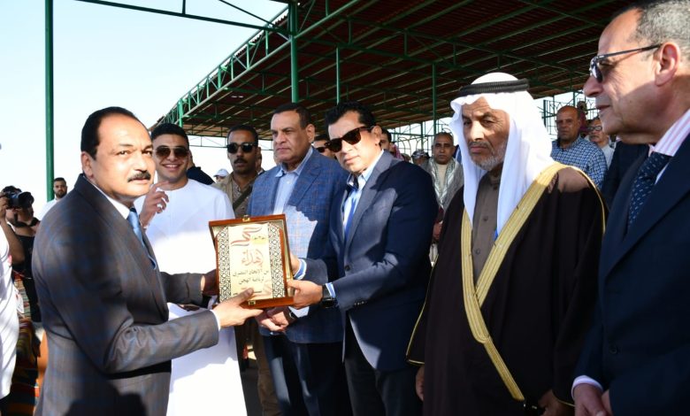 ٣ وزراء ومحافظى الوادى وسيناء فى ختام المهرجان العربى للهجن 6 IMG 20230427 WA0181