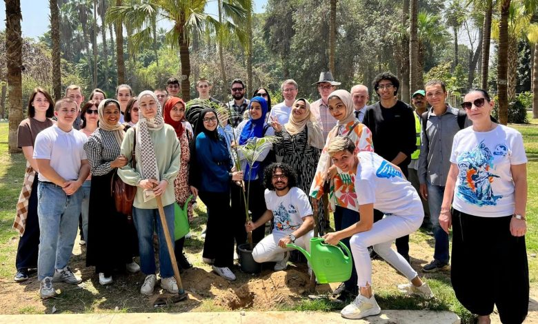 في ذكرى عيد النصر غرس 6 شجرات روسية في أرض مصر الطيبة 1 IMG 20230430 WA0069