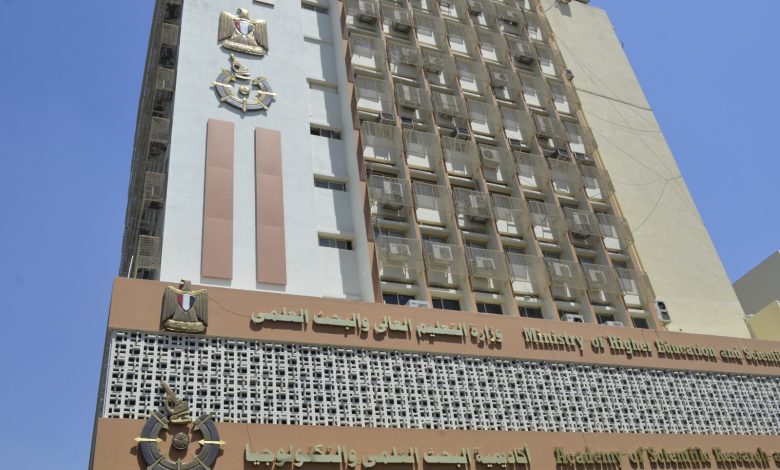 117 مليون جنيه حجم تمويل المشروعات البحثية والمعامل المركزية التي مولتها أكاديمية البحث العلمي 1 IMG 20230502 WA0212