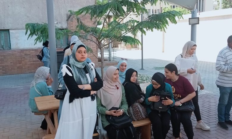 هيئة تعليم الكبار تعقد الامتحان الثاني لفصول مشروع حياة كريمة بلا أمية 3 IMG 20230503 WA0048