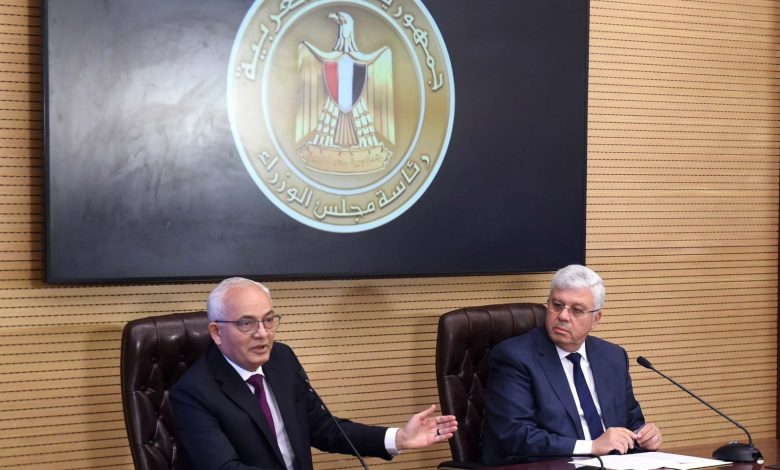 الحكومة تعلن تيسيرات جديدة للطلاب المصريين العائدين من السودان 2 IMG 20230503 WA0119