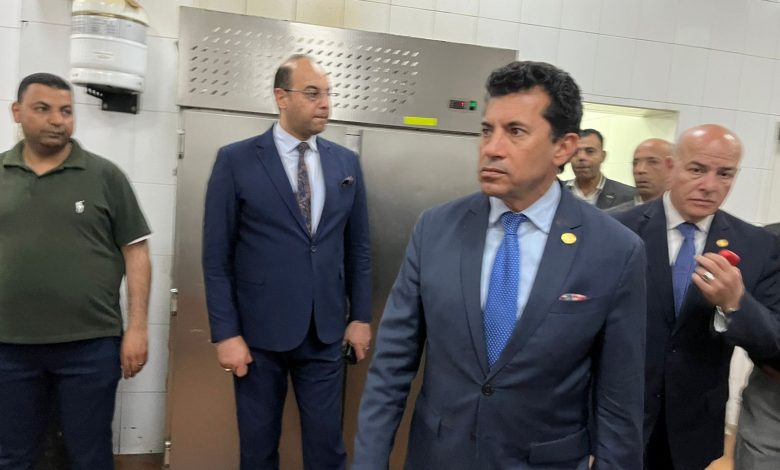 وزير الرياضة يهنئ منتخب مصر لفوزه ببطولة كأس العرب للكرة الشاطئية 1 IMG 20230510 WA0077