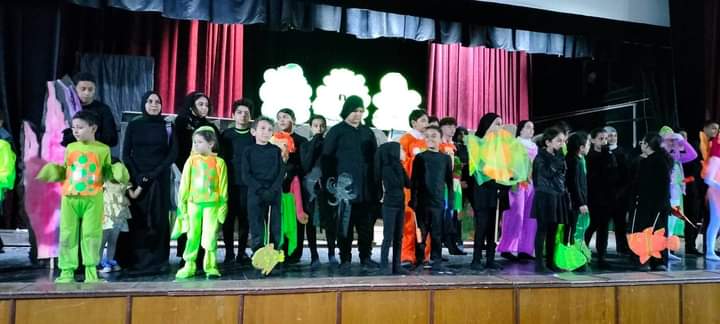 بتقنية المسرح الأسود.. "حنان في بحر المرجان" بقصر ثقافة الزقازيق 5 FB IMG 1686606115664